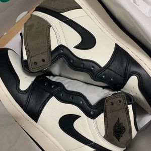 air jordan 1 mochas size 6Y
